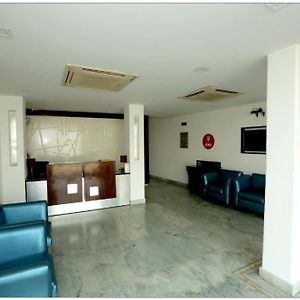 Hotel The R Blues Near New Delhi Airport